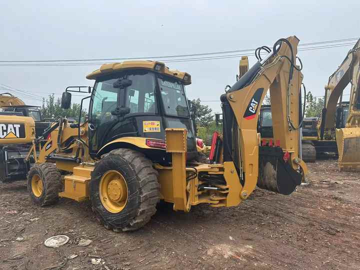 Used Wheel Loader CAT420F Caterpillar 420F Mini Construction Machinery Mini Wheel Skid Steer Loader in Stock - Retroescavadeira: foto 3 Used Wheel Loader CAT420F Caterpillar 420F Mini Construction Machinery Mini Wheel Skid Steer Loader in Stock - Retroescavadeira: foto 3