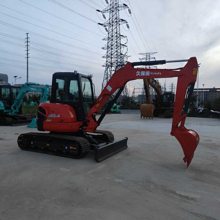 Well-Maintained Kubota U55 Second Hand Machine | No Major Repairs | Price Negotiable - Mini escavadeira: foto 4 Well-Maintained Kubota U55 Second Hand Machine | No Major Repairs | Price Negotiable - Mini escavadeira: foto 4