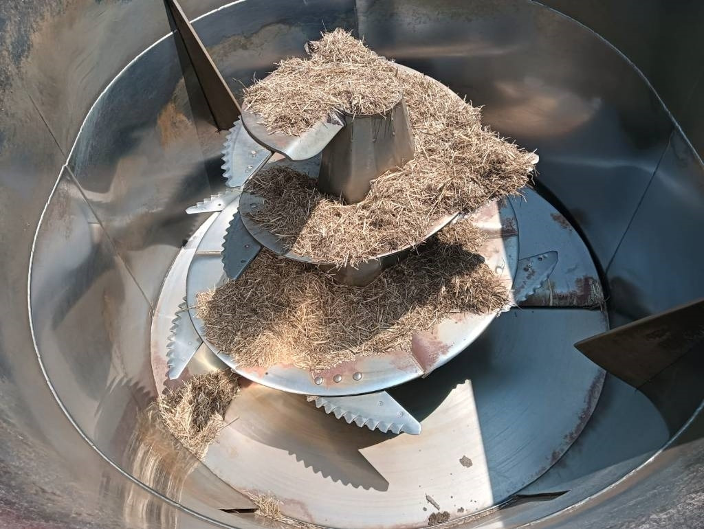 AGM W14 MC - Misturadora Alimentadora: foto 3 AGM W14 MC - Misturadora Alimentadora: foto 3