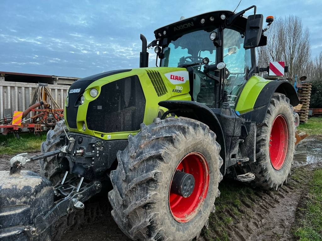 Claas Axion 830 Cmatic - Trator: foto 3 Claas Axion 830 Cmatic - Trator: foto 3