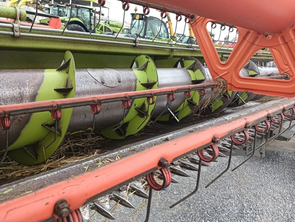 Claas C 750 - Equipamento para colheitadeira: foto 2 Claas C 750 - Equipamento para colheitadeira: foto 2