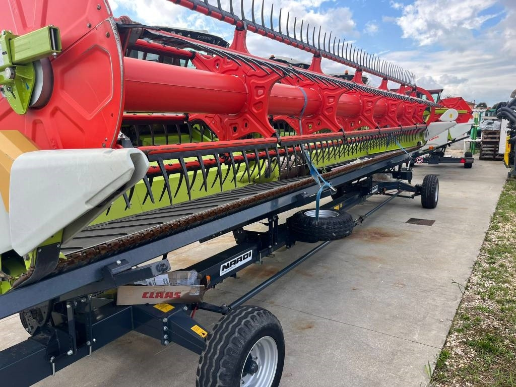Claas CONVIO FLEX 930 - Equipamento para colheitadeira: foto 2 Claas CONVIO FLEX 930 - Equipamento para colheitadeira: foto 2