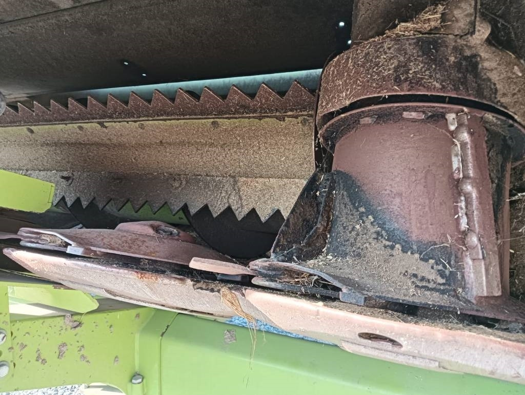 Claas Direct Disc 520 - Máquina para produção de feno: foto 3 Claas Direct Disc 520 - Máquina para produção de feno: foto 3