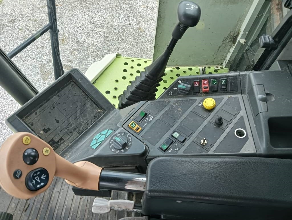 Claas Lexion 470 - Ceifeira debulhadora: foto 4 Claas Lexion 470 - Ceifeira debulhadora: foto 4