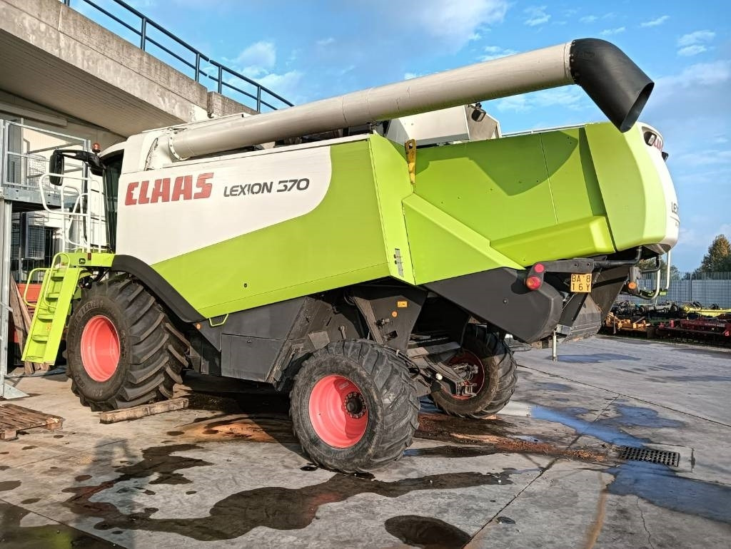 Locação de Claas Lexion 570  Claas Lexion 570: foto 13