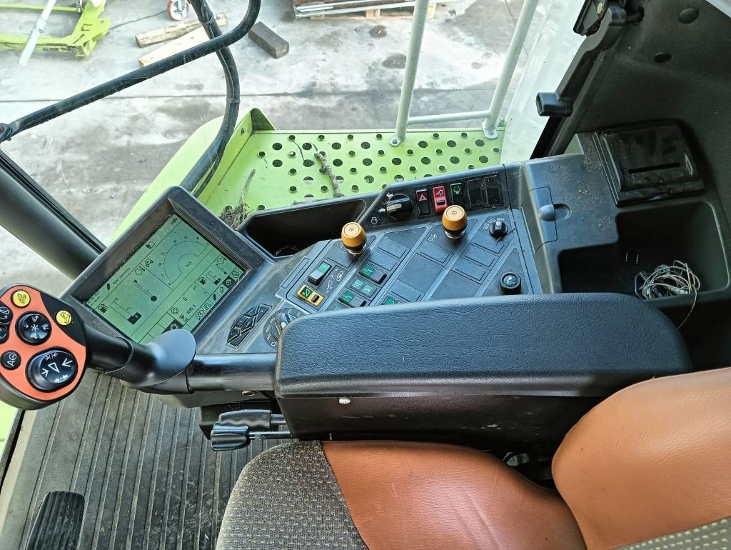 Claas Lexion 570 - Ceifeira debulhadora: foto 3 Claas Lexion 570 - Ceifeira debulhadora: foto 3