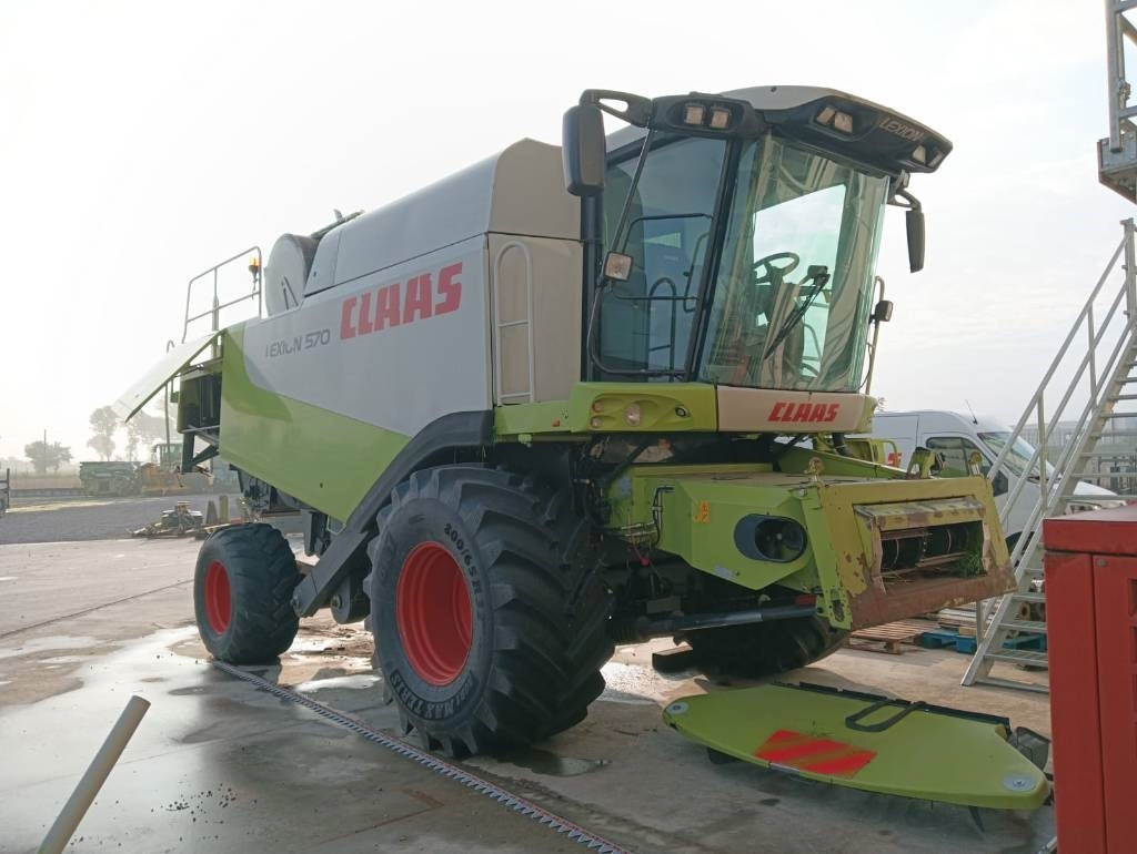 Claas Lexion 570 - Ceifeira debulhadora: foto 1 Claas Lexion 570 - Ceifeira debulhadora: foto 1