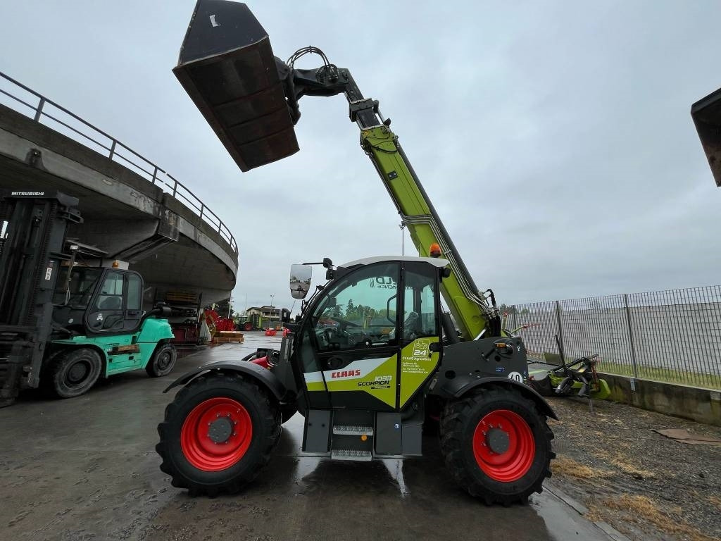 Claas Scorpion 1033  - Empilhador telescópico: foto 5 Claas Scorpion 1033  - Empilhador telescópico: foto 5