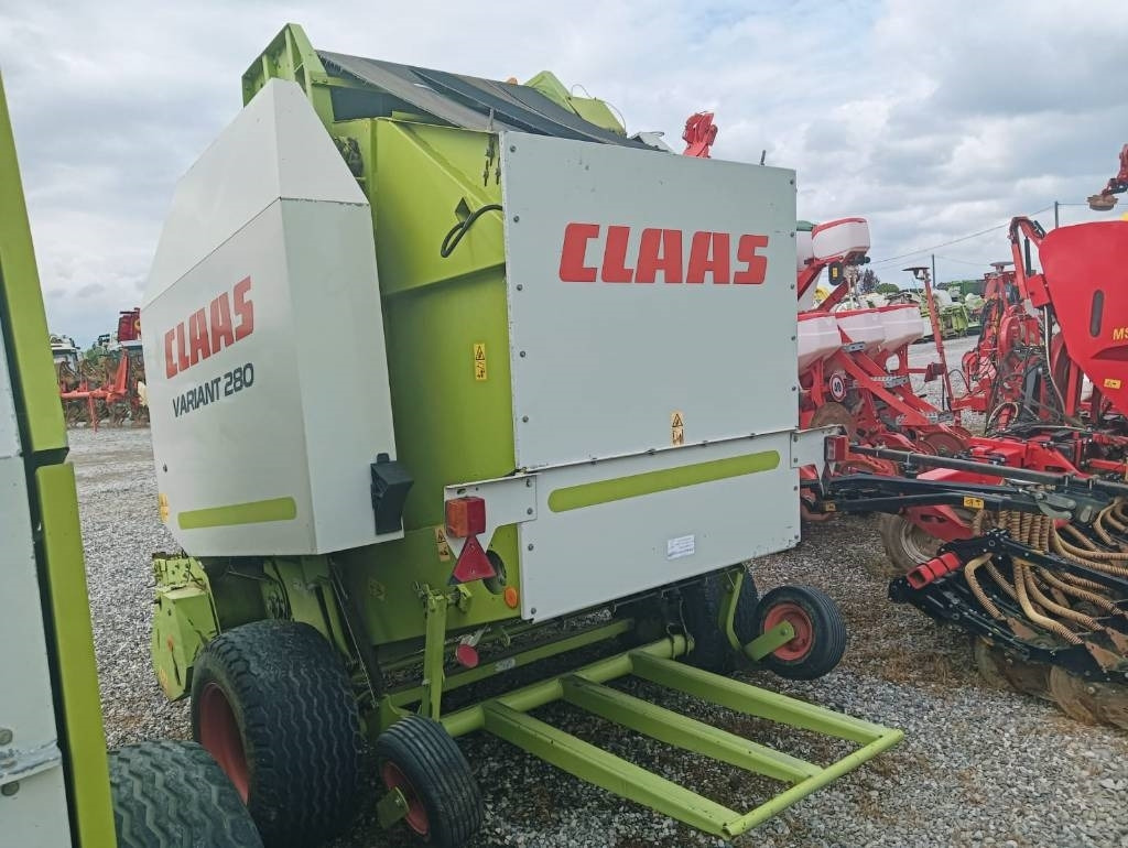 Claas Variant 280 - Enfardadeira de fardos redondos: foto 4 Claas Variant 280 - Enfardadeira de fardos redondos: foto 4