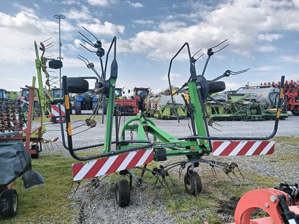 Deutz-fahr 5521 - Empacotador de fardos: foto 2 Deutz-fahr 5521 - Empacotador de fardos: foto 2