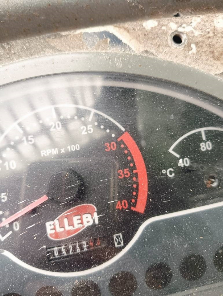 Faresin LEADER 2600 - Misturadora Alimentadora: foto 2 Faresin LEADER 2600 - Misturadora Alimentadora: foto 2