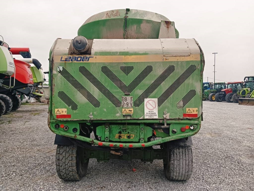 Locação de Faresin LEADER 2600  Faresin LEADER 2600: foto 6