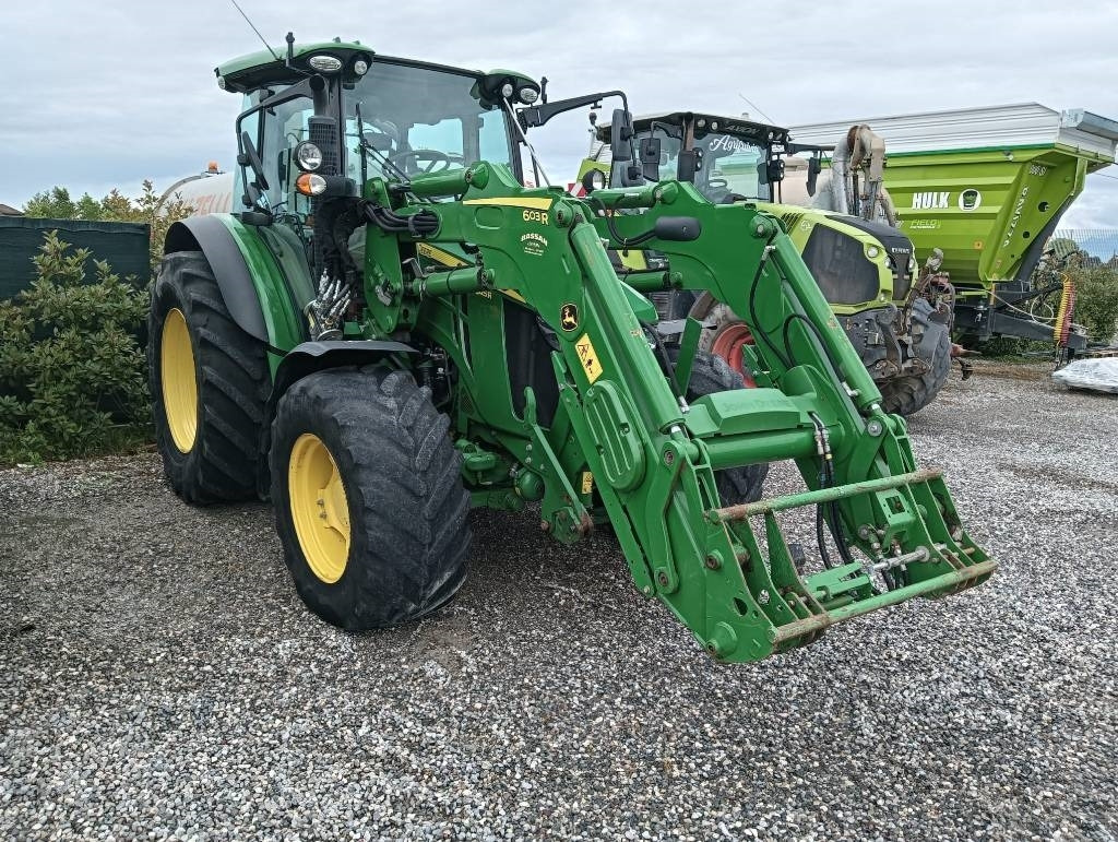 John Deere 5125 R - Trator: foto 1 John Deere 5125 R - Trator: foto 1