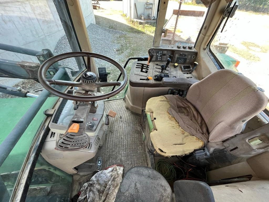 John Deere 6310 - Trator: foto 3 John Deere 6310 - Trator: foto 3