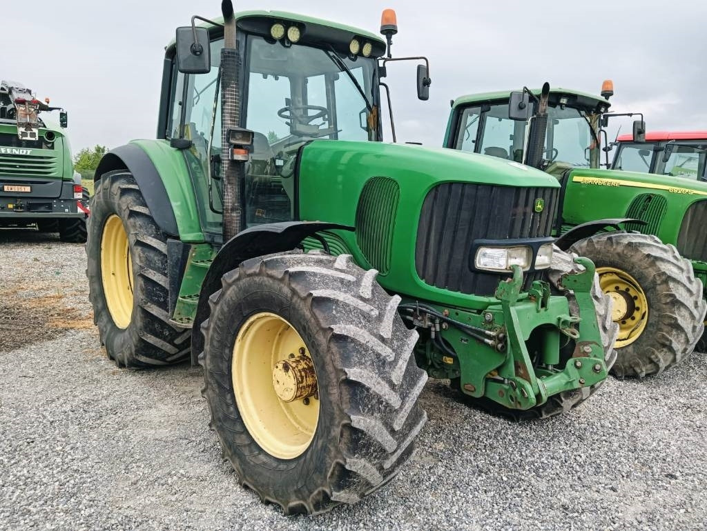 John Deere 6820 - Trator: foto 1 John Deere 6820 - Trator: foto 1