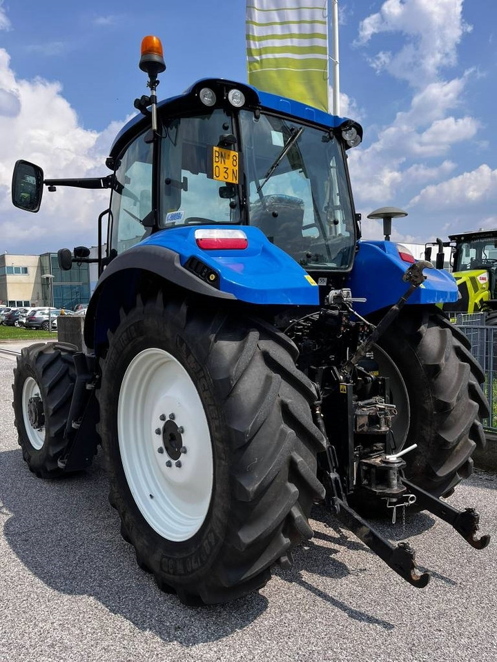 New Holland T 5.115 - Trator: foto 3 New Holland T 5.115 - Trator: foto 3