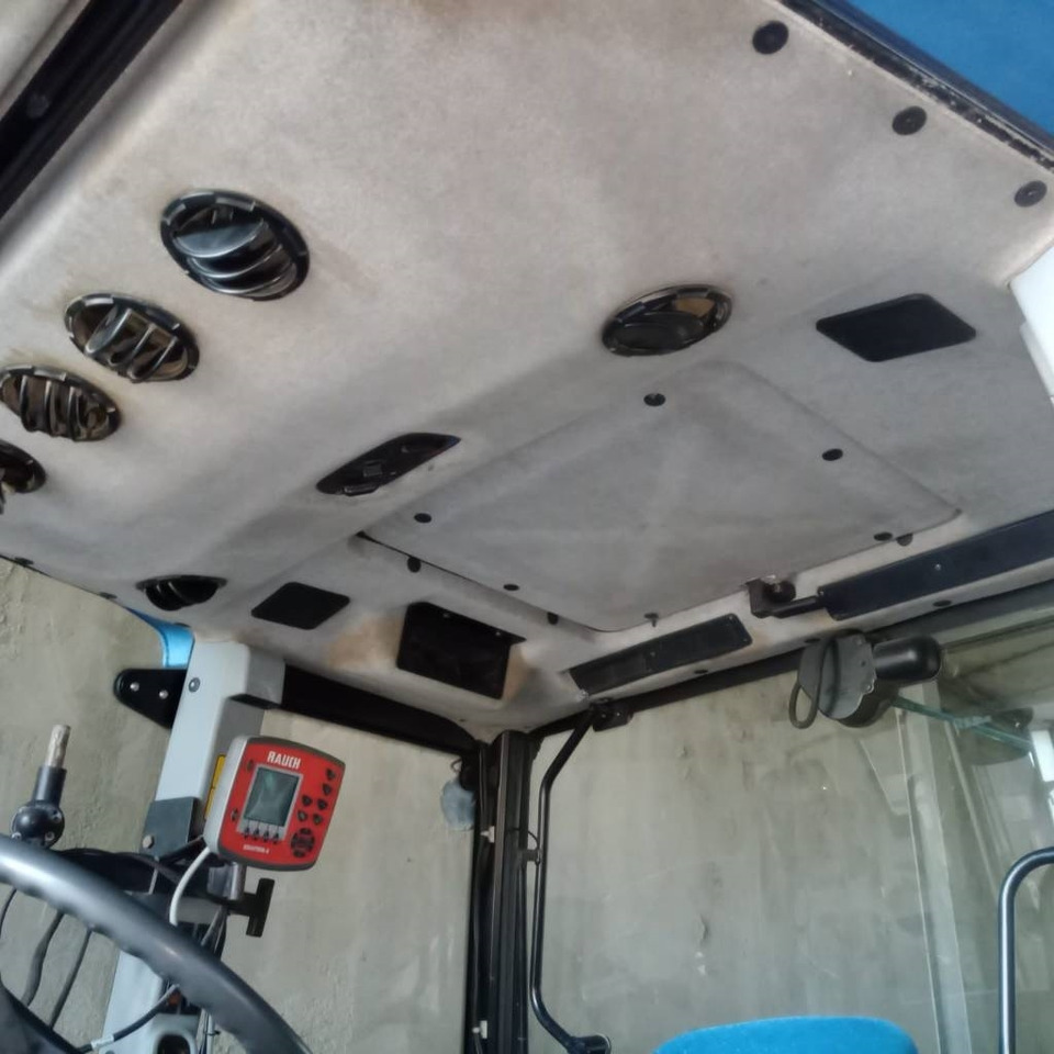 Trator New Holland T 5050: foto 7