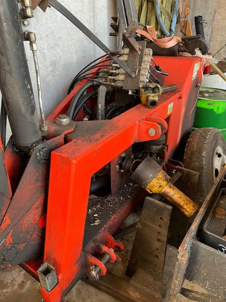 Maschio Martina 600 - Veículo municipal/ Especial: foto 4 Maschio Martina 600 - Veículo municipal/ Especial: foto 4