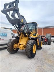 Volvo L 70 H - Carregadeira de rodas: foto 1 Volvo L 70 H - Carregadeira de rodas: foto 1