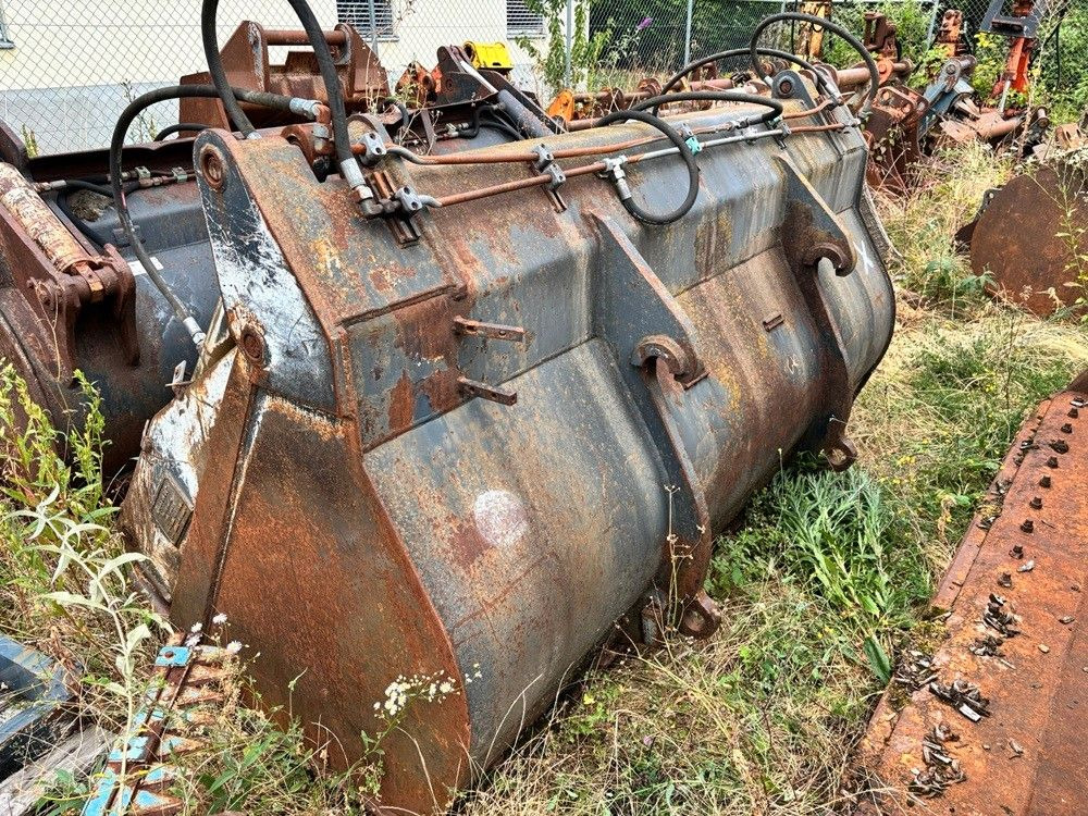 Schaufel 2,0-2,2 cbm Volvo/Komatsu - Balde para carregadeiras: foto 4 Schaufel 2,0-2,2 cbm Volvo/Komatsu - Balde para carregadeiras: foto 4