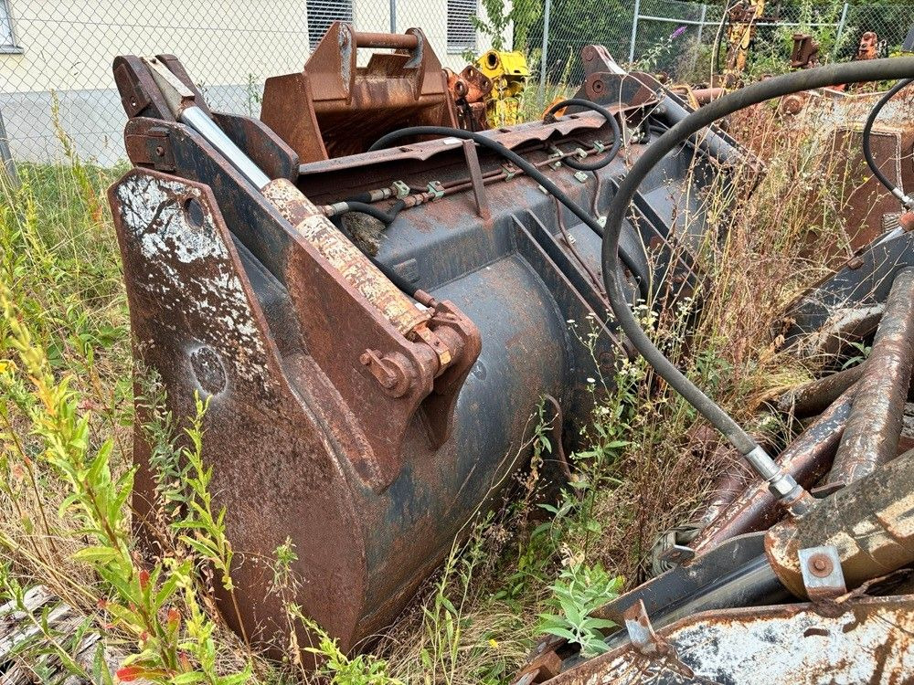 Schaufel 2,0-2,2 cbm Volvo/Komatsu - Balde para carregadeiras: foto 2 Schaufel 2,0-2,2 cbm Volvo/Komatsu - Balde para carregadeiras: foto 2