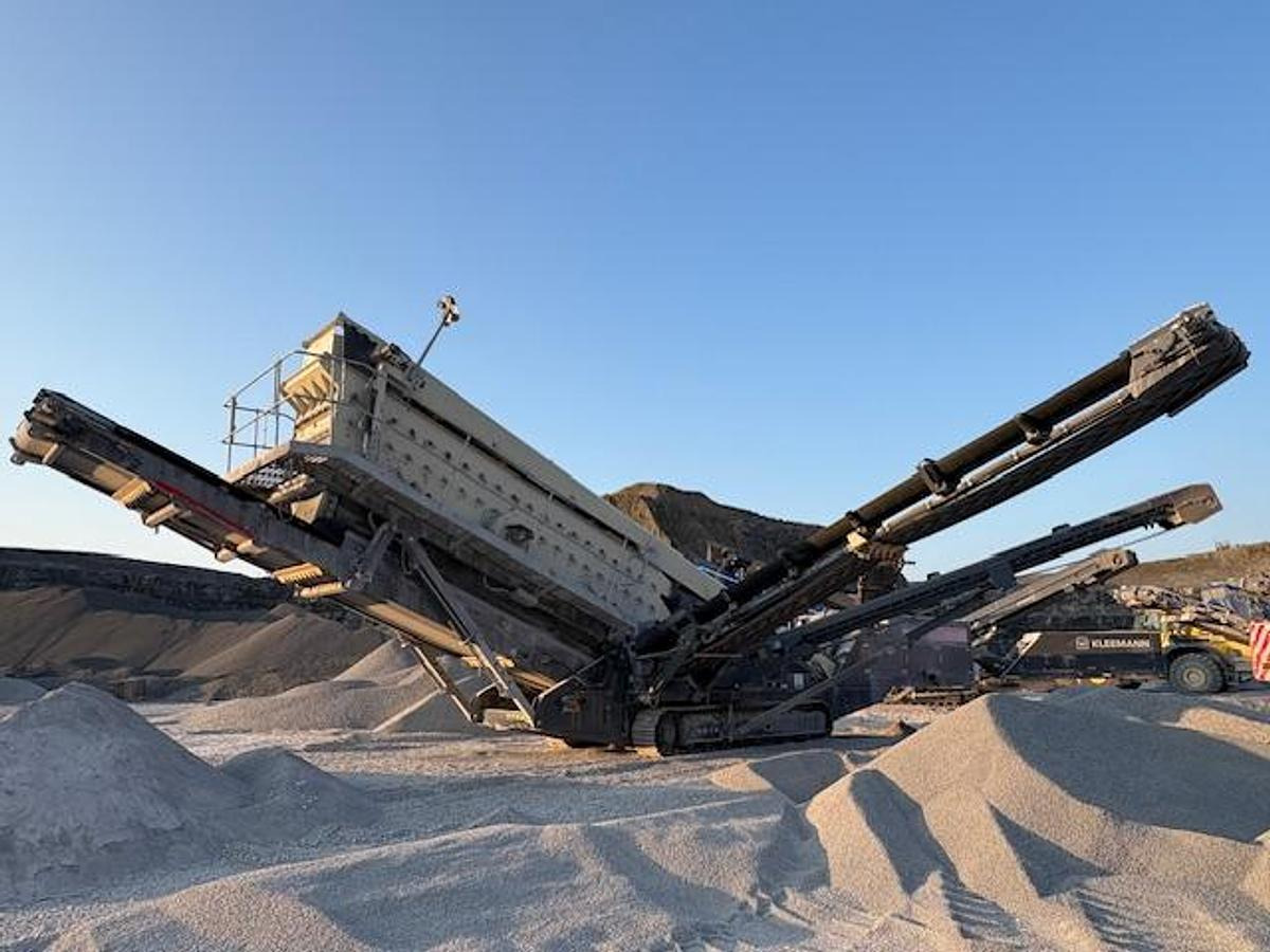 2023 Metso Nordtrack / McCloskey S190 - Peneira vibratória: foto 2 2023 Metso Nordtrack / McCloskey S190 - Peneira vibratória: foto 2