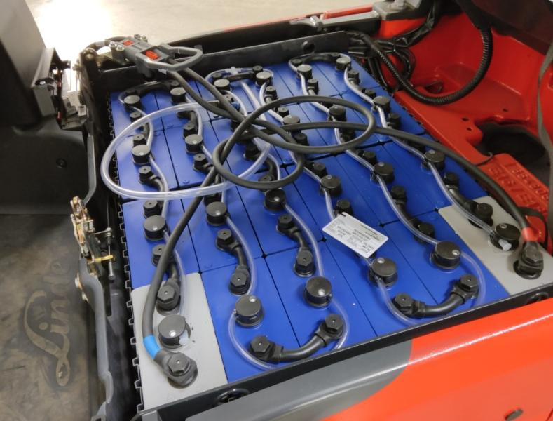 Fenwick E16 02 - Empilhadeira elétrica: foto 4 Fenwick E16 02 - Empilhadeira elétrica: foto 4