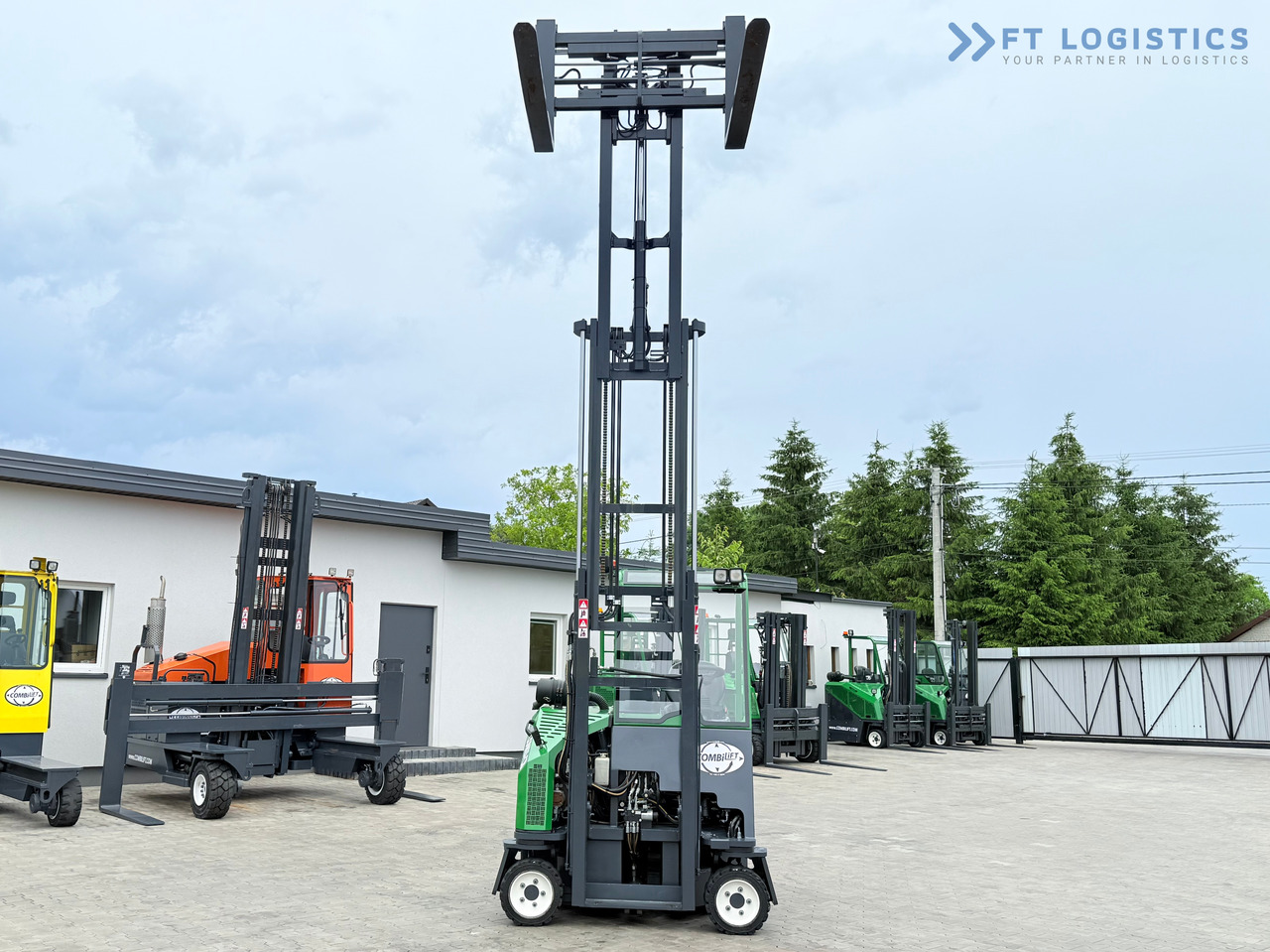 Empilhador de 4 vias nuevo COMBILIFT CB3000 / DIESEL / TRIPLEX 4900MM / FREE LIFT / SIDESHIFT / FORK POSITIONER / 1500MM FORKS / LIKE NEW: foto 35