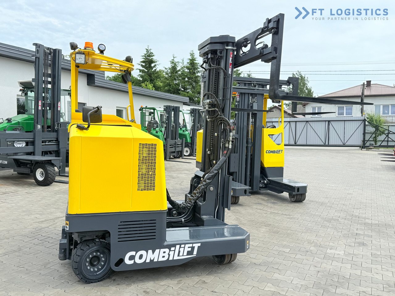 Empilhador de 4 vias nuevo COMBILIFT MR / ELECTRIC / TRIPLEX – 6000MM / FULL FREE LIFT / WIDE POSITIONER / FORK SIDESHIFT / ONLY 1400 HOURS / LIKE NEW [ Copy ] [ Copy ]: foto 25