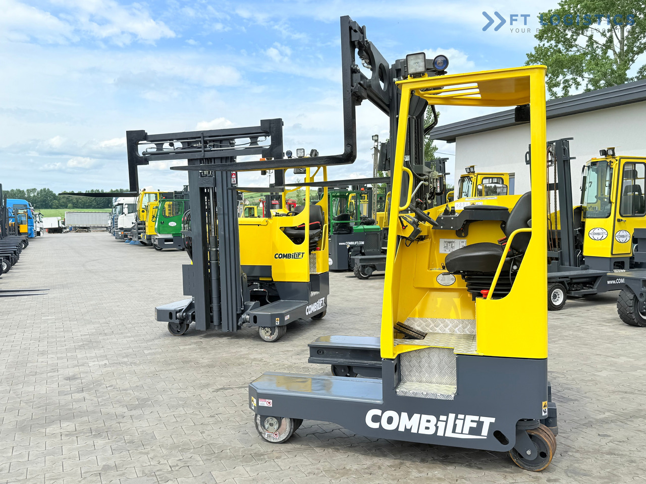 Empilhador de 4 vias nuevo COMBILIFT MR / ELECTRIC / TRIPLEX – 6000MM / FULL FREE LIFT / WIDE POSITIONER / FORK SIDESHIFT / ONLY 1400 HOURS / LIKE NEW [ Copy ] [ Copy ]: foto 29