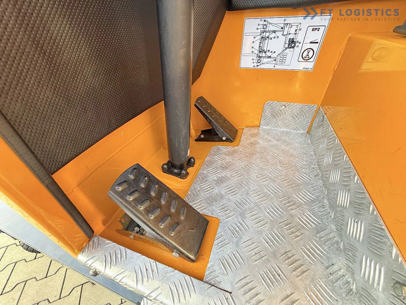 Empilhador de 4 vias Combilift C3000 / GAS / DUPLEX 4500MM / ONLY 3096 HOURS / FORK SIDE SHIFT / FULL CABIN / EXCELLENT CONDITION / Wide range of four-way and: foto 13 Empilhador de 4 vias Combilift C3000 / GAS / DUPLEX 4500MM / ONLY 3096 HOURS / FORK SIDE SHIFT / FULL CABIN / EXCELLENT CONDITION / Wide range of four-way and: foto 13