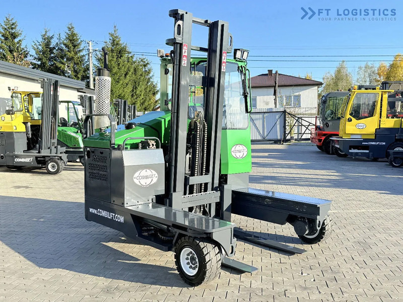 Combilift C4000 / DIESEL / DUPLEX 4100MM / FREE LIFT / SIDE SHIFT / FULL CABIN / EXCELLENT CONDITION / Wide range of four-way and side loa - Empilhador de 4 vias: foto 4 Combilift C4000 / DIESEL / DUPLEX 4100MM / FREE LIFT / SIDE SHIFT / FULL CABIN / EXCELLENT CONDITION / Wide range of four-way and side loa - Empilhador de 4 vias: foto 4