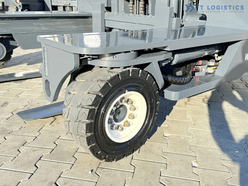 Combilift C4000 / DIESEL / DUPLEX 4100MM / FREE LIFT / SIDE SHIFT / FULL CABIN / EXCELLENT CONDITION / Wide range of four-way and side loa - Empilhador de 4 vias: foto 2 Combilift C4000 / DIESEL / DUPLEX 4100MM / FREE LIFT / SIDE SHIFT / FULL CABIN / EXCELLENT CONDITION / Wide range of four-way and side loa - Empilhador de 4 vias: foto 2