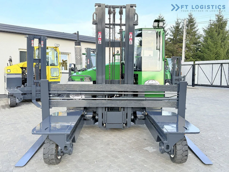 Combilift C4500 / DIESEL / DUPLEX 4000MM / WIDE FORK POSITIONER / HEATING / FULL CABIN / EXCELLENT CONDITION / A wide range of four-way an - Empilhador de 4 vias: foto 5 Combilift C4500 / DIESEL / DUPLEX 4000MM / WIDE FORK POSITIONER / HEATING / FULL CABIN / EXCELLENT CONDITION / A wide range of four-way an - Empilhador de 4 vias: foto 5