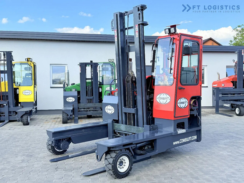 Empilhador de 4 vias Combilift C4500 / GAS / DUPLEX - 4500MM / POSITIONER / FREE LIFT / FULL CABIN / ONLY 6178H / CONDITION - LIKE NEW! C4500 / GAS / DUPLEX -: foto 1