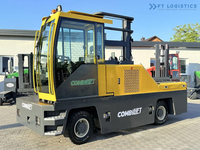 Combilift C5000FSL / DIESEL / DUPLEX - 4000MM / FREE-LIFT / CABIN / A wide range of four-way and side loaders, tailored to diverse needs a - Empilhador lateral: foto 2 Combilift C5000FSL / DIESEL / DUPLEX - 4000MM / FREE-LIFT / CABIN / A wide range of four-way and side loaders, tailored to diverse needs a - Empilhador lateral: foto 2