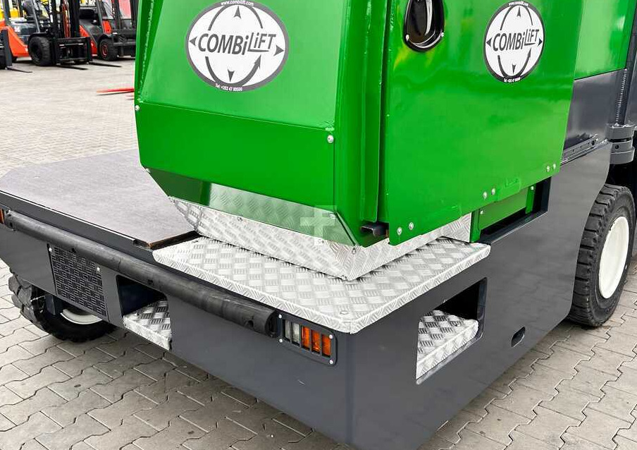 Combilift C5000SL / DIESEL / 4500MM / DUPLEX / CABIN / PLATFORMS / LIKE NEW - Empilhador lateral: foto 3 Combilift C5000SL / DIESEL / 4500MM / DUPLEX / CABIN / PLATFORMS / LIKE NEW - Empilhador lateral: foto 3