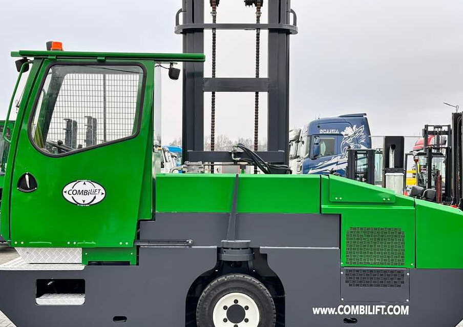 Combilift C5000SL / DIESEL / 4500MM / DUPLEX / CABIN / PLATFORMS / LIKE NEW - Empilhador lateral: foto 4 Combilift C5000SL / DIESEL / 4500MM / DUPLEX / CABIN / PLATFORMS / LIKE NEW - Empilhador lateral: foto 4