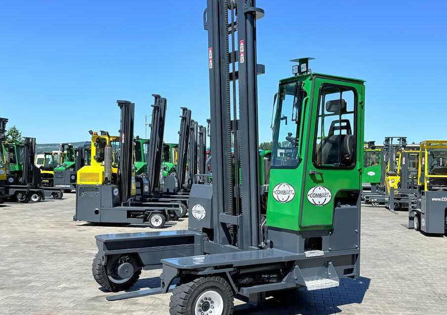 Combilift C5000XL / DIESEL / DUPLEX - 5500MM / FULL CABIN / NEW TYRES / HEATING - Empilhador de 4 vias: foto 1 Combilift C5000XL / DIESEL / DUPLEX - 5500MM / FULL CABIN / NEW TYRES / HEATING - Empilhador de 4 vias: foto 1