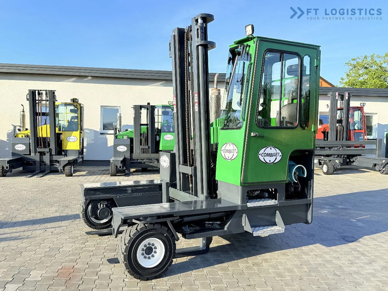 Combilift C5000XL / GAS / DUPLEX 4000 / POSITIONER / FULL CABIN / LIKE NEW C5000XL / GAS / DUPLEX 4000 / POSITIONER / FULL CABIN / LIKE NE - Empilhador de 4 vias: foto 1 Combilift C5000XL / GAS / DUPLEX 4000 / POSITIONER / FULL CABIN / LIKE NEW C5000XL / GAS / DUPLEX 4000 / POSITIONER / FULL CABIN / LIKE NE - Empilhador de 4 vias: foto 1