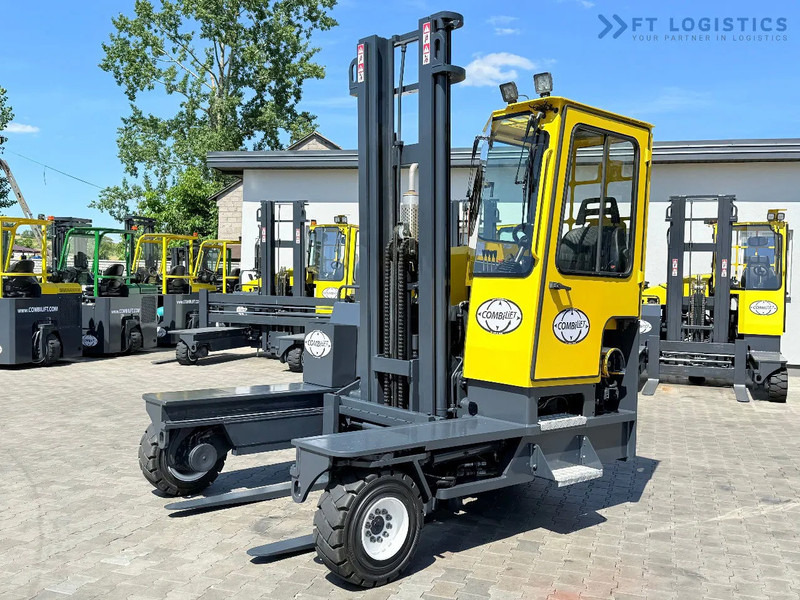 Combilift C5000XL / GAS / DUPLEX / 4500MM / FREE LIFT / SIDESHIFT / FORK POSITIONER / XL CABIN / NEW TYRES C5000XL / GAS / DUPLEX / 4500MM - Empilhador de 4 vias: foto 4 Combilift C5000XL / GAS / DUPLEX / 4500MM / FREE LIFT / SIDESHIFT / FORK POSITIONER / XL CABIN / NEW TYRES C5000XL / GAS / DUPLEX / 4500MM - Empilhador de 4 vias: foto 4