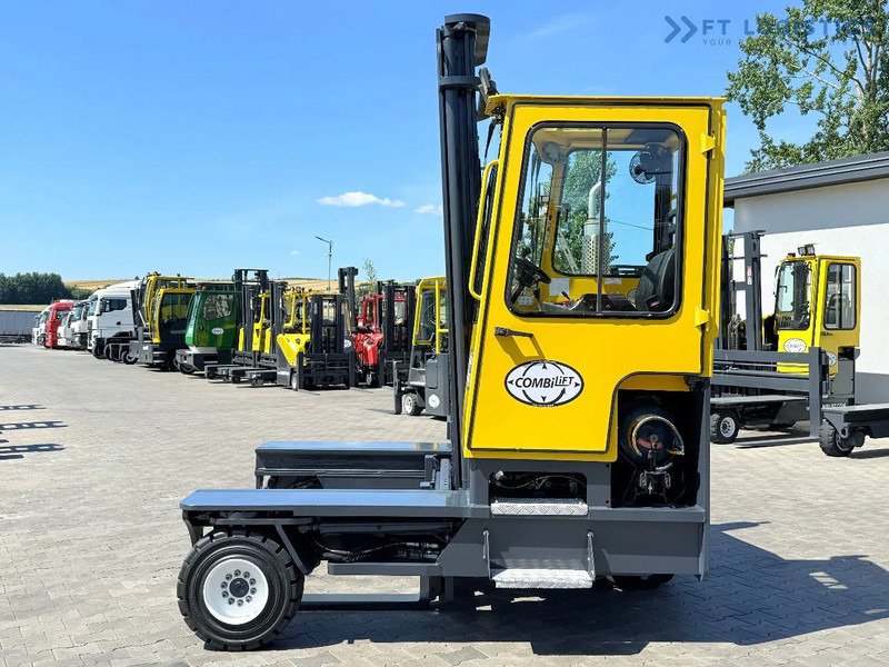Combilift C5000XL / GAS / DUPLEX / 4500MM / FREE LIFT / SIDESHIFT / FORK POSITIONER / XL CABIN / NEW TYRES C5000XL / GAS / DUPLEX / 4500MM - Empilhador de 4 vias: foto 2 Combilift C5000XL / GAS / DUPLEX / 4500MM / FREE LIFT / SIDESHIFT / FORK POSITIONER / XL CABIN / NEW TYRES C5000XL / GAS / DUPLEX / 4500MM - Empilhador de 4 vias: foto 2