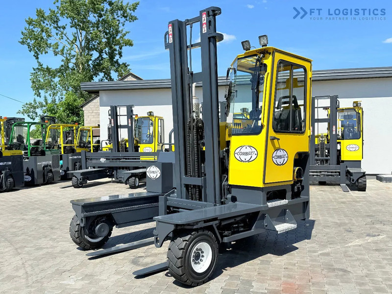 Combilift C5000XL / GAS / DUPLEX / 4500MM / FREE LIFT / SIDESHIFT / FORK POSITIONER / XL CABIN / NEW TYRES C5000XL / GAS / DUPLEX / 4500MM - Empilhador de 4 vias: foto 1 Combilift C5000XL / GAS / DUPLEX / 4500MM / FREE LIFT / SIDESHIFT / FORK POSITIONER / XL CABIN / NEW TYRES C5000XL / GAS / DUPLEX / 4500MM - Empilhador de 4 vias: foto 1