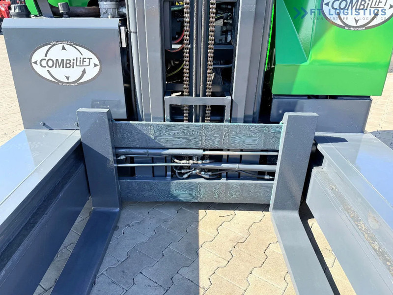 Combilift COMBILIFT C3000 – DUPLEX 4100mm – Year 2013 – 4041 hours – DIESEL – FREE LIFT – FORK POSITIONER – SIDE SHIFT – 1150mm FORKS – CO - Empilhador de 4 vias: foto 4 Combilift COMBILIFT C3000 – DUPLEX 4100mm – Year 2013 – 4041 hours – DIESEL – FREE LIFT – FORK POSITIONER – SIDE SHIFT – 1150mm FORKS – CO - Empilhador de 4 vias: foto 4