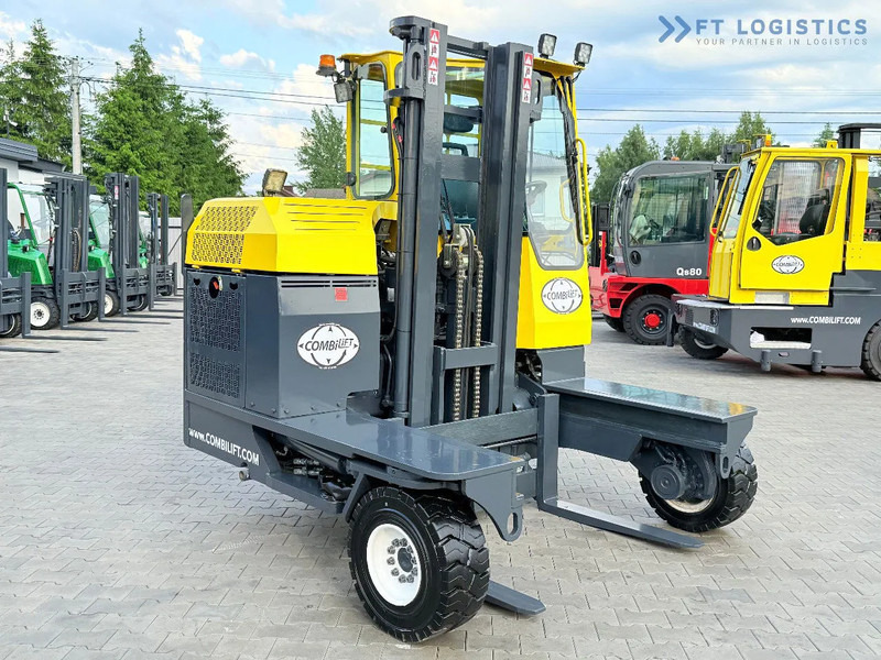 Combilift COMBILIFT C3000XL LARGE CABIN – DUPLEX 3200mm – Year 2015 – LPG – FREE LIFT – SIDESHIFT – CONDITION 5/5 COMBILIFT C3000XL LARGE - Empilhador de 4 vias: foto 5 Combilift COMBILIFT C3000XL LARGE CABIN – DUPLEX 3200mm – Year 2015 – LPG – FREE LIFT – SIDESHIFT – CONDITION 5/5 COMBILIFT C3000XL LARGE - Empilhador de 4 vias: foto 5