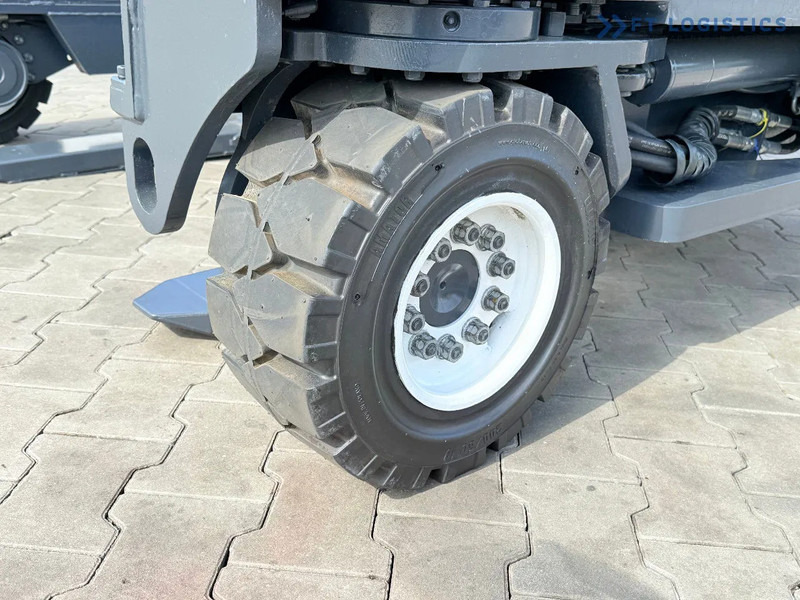 Combilift COMBILIFT C3500 – DUPLEX 4100mm – Year 2016 – 6779 hours – GAS – EXTENDABLE FORKS 800 / 1100MM – CABIN – HEATING + AIR CONDITION - Empilhador de 4 vias: foto 4 Combilift COMBILIFT C3500 – DUPLEX 4100mm – Year 2016 – 6779 hours – GAS – EXTENDABLE FORKS 800 / 1100MM – CABIN – HEATING + AIR CONDITION - Empilhador de 4 vias: foto 4