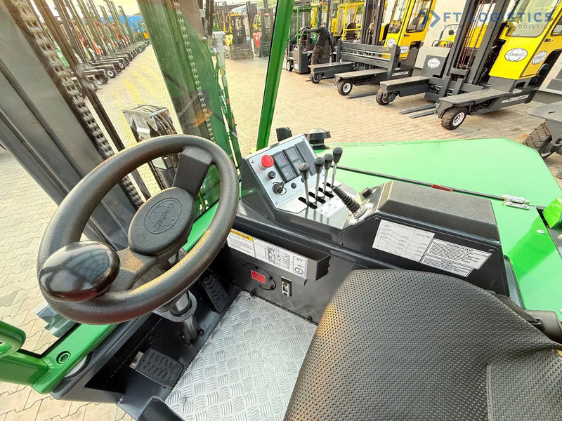 Empilhador de 4 vias Combilift COMBILIFT C4000CB – TRIPLEX 5200mm – Year 2017 – LPG – FREE LIFT – SIDESHIFT – FORK POSITIONER – CONDITION 5/5 COMBILIFT C4000CB: foto 16 Empilhador de 4 vias Combilift COMBILIFT C4000CB – TRIPLEX 5200mm – Year 2017 – LPG – FREE LIFT – SIDESHIFT – FORK POSITIONER – CONDITION 5/5 COMBILIFT C4000CB: foto 16