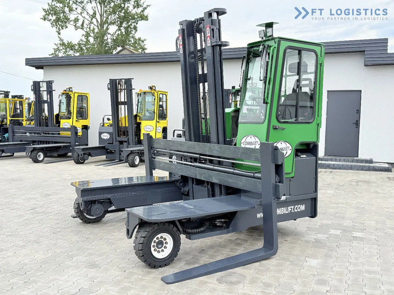 Combilift Combilift C4500 / DIESEL / DUPLEX 4000MM / WIDE FORK POSITIONER / HEATING / FULL CABIN / PERFECT CONDITION / Wide range of four- - Empilhador de 4 vias: foto 2 Combilift Combilift C4500 / DIESEL / DUPLEX 4000MM / WIDE FORK POSITIONER / HEATING / FULL CABIN / PERFECT CONDITION / Wide range of four- - Empilhador de 4 vias: foto 2