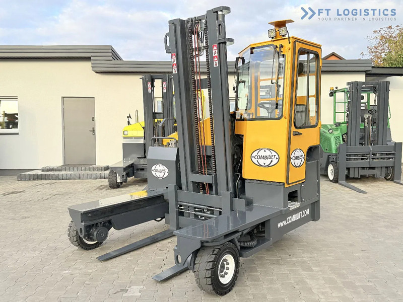 Combilift Combilift FOUR-WAY – MULTI-DIRECTIONAL FORKLIFT / COMBILIFT C4000 / DIESEL / DUPLEX 4100MM / FORK POSITIONER / FULL HEATED CABIN - Empilhador de 4 vias: foto 4 Combilift Combilift FOUR-WAY – MULTI-DIRECTIONAL FORKLIFT / COMBILIFT C4000 / DIESEL / DUPLEX 4100MM / FORK POSITIONER / FULL HEATED CABIN - Empilhador de 4 vias: foto 4
