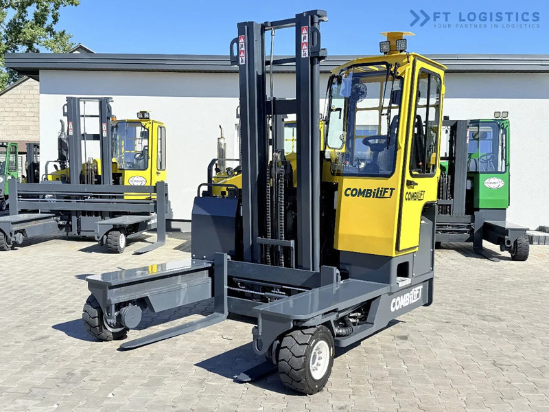 Combilift Combilift FOUR-WAY MULTIDIRECTIONAL FORKLIFT C4000 / DIESEL / DUPLEX 4100MM / ONLY 2888 HOURS / FORK POSITIONER / FULL CABIN – H - Empilhador de 4 vias: foto 1 Combilift Combilift FOUR-WAY MULTIDIRECTIONAL FORKLIFT C4000 / DIESEL / DUPLEX 4100MM / ONLY 2888 HOURS / FORK POSITIONER / FULL CABIN – H - Empilhador de 4 vias: foto 1